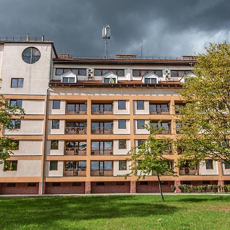 Hotel Intourist Mukacheve Exterior foto