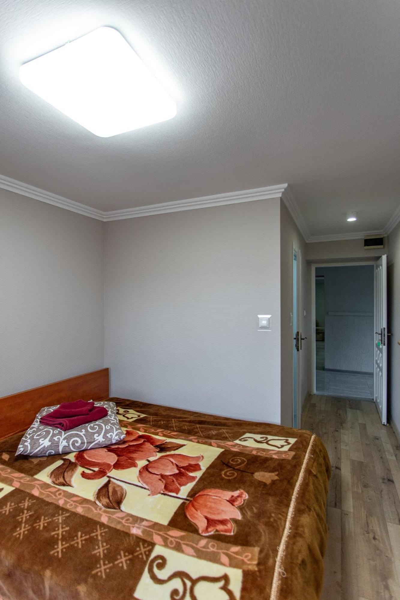 Hotel Intourist Mukacheve Exterior foto