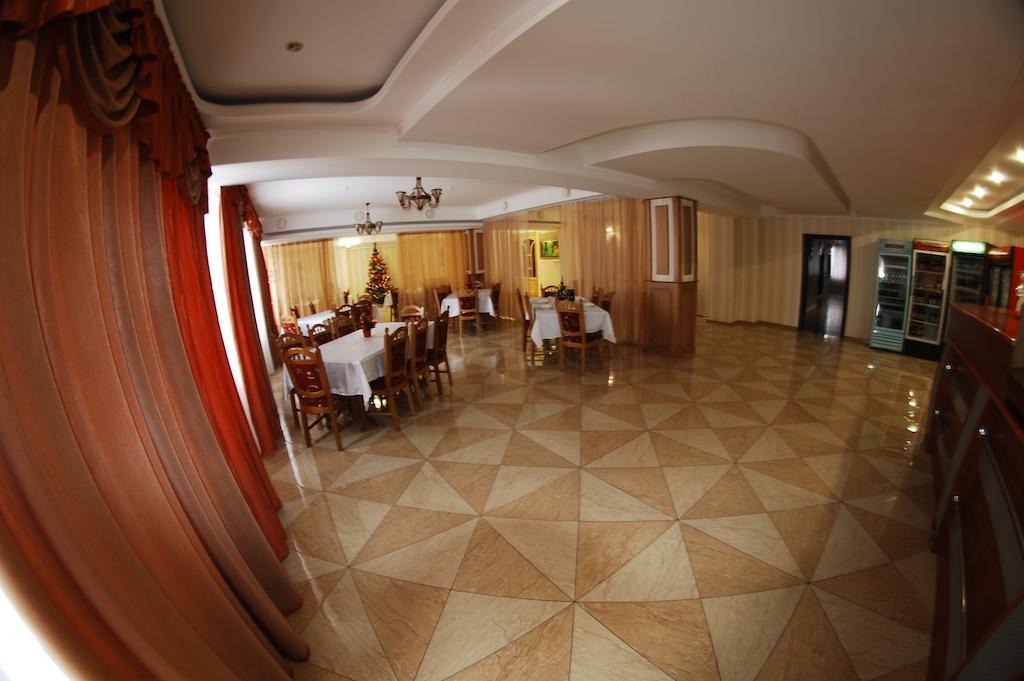 Hotel Intourist Mukacheve Exterior foto